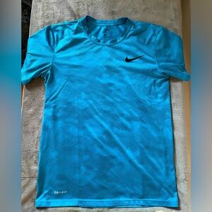 Men’s Nike Dri Fit Short Sleeve T-shirt Small